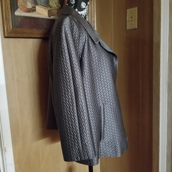 Armani Collezioni Gray Full Zip Quilted Jacket Size 14 - Picture 3 of 7